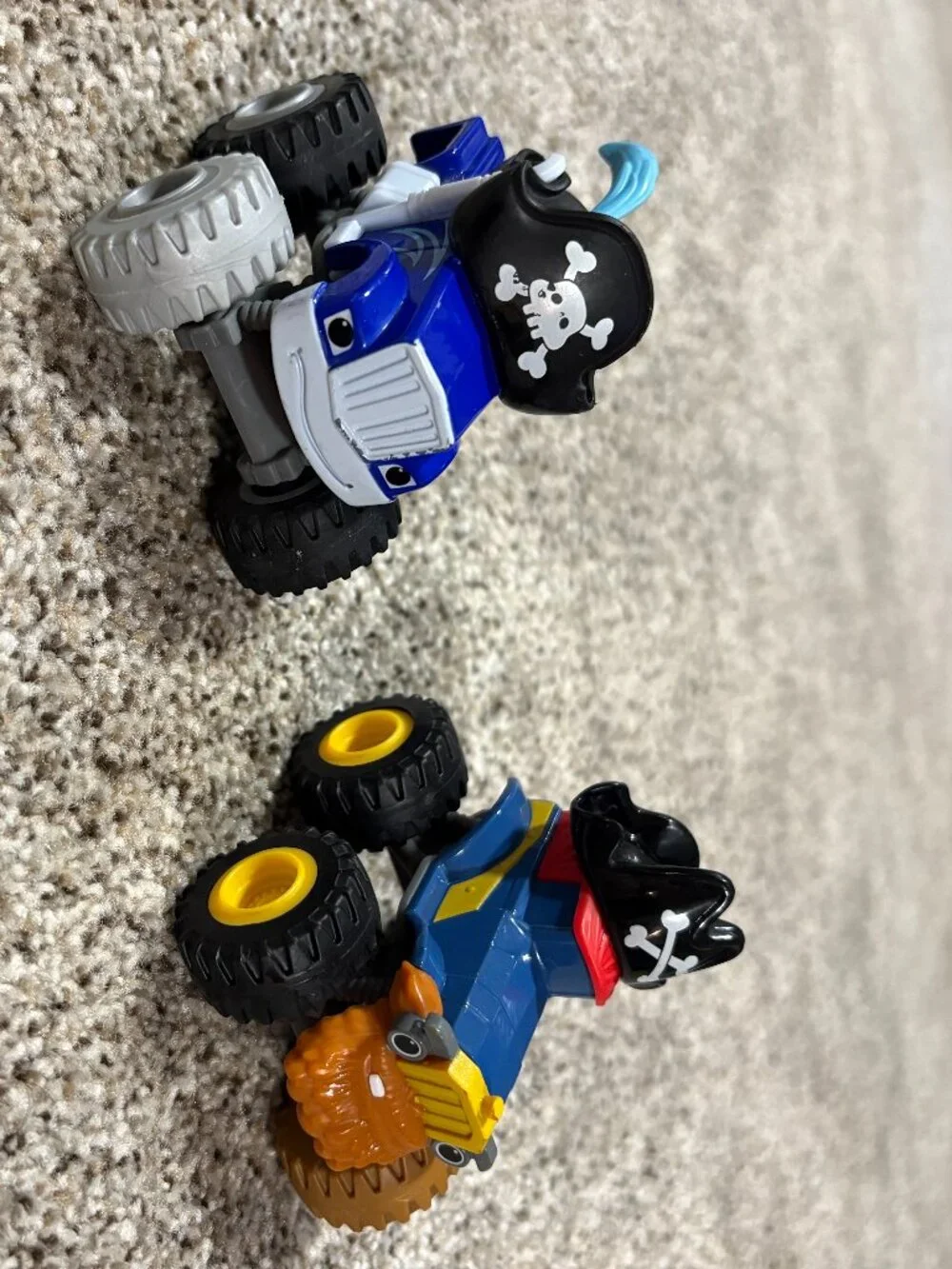 Blaze Monster Machines Pirate Crusher Pegwheel Pete DKV75 GFD98 Lot
